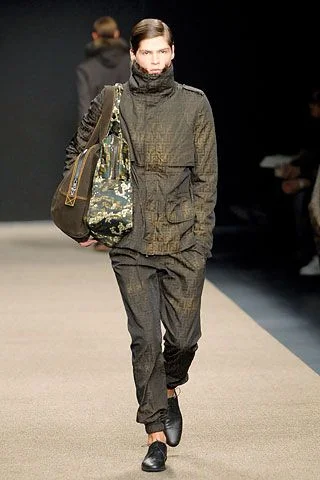 Look 30